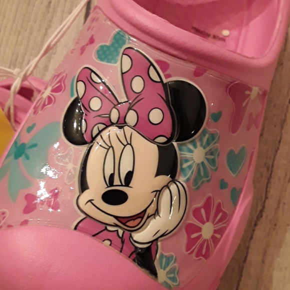 NWT Disney Minnie Mouse sandals - Picture 2 of 4